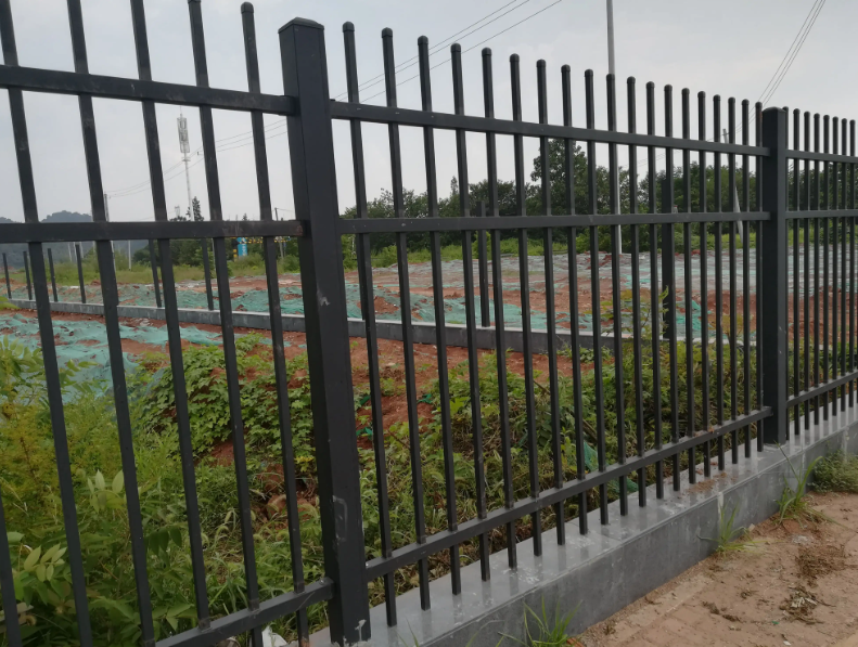 小区围墙护栏